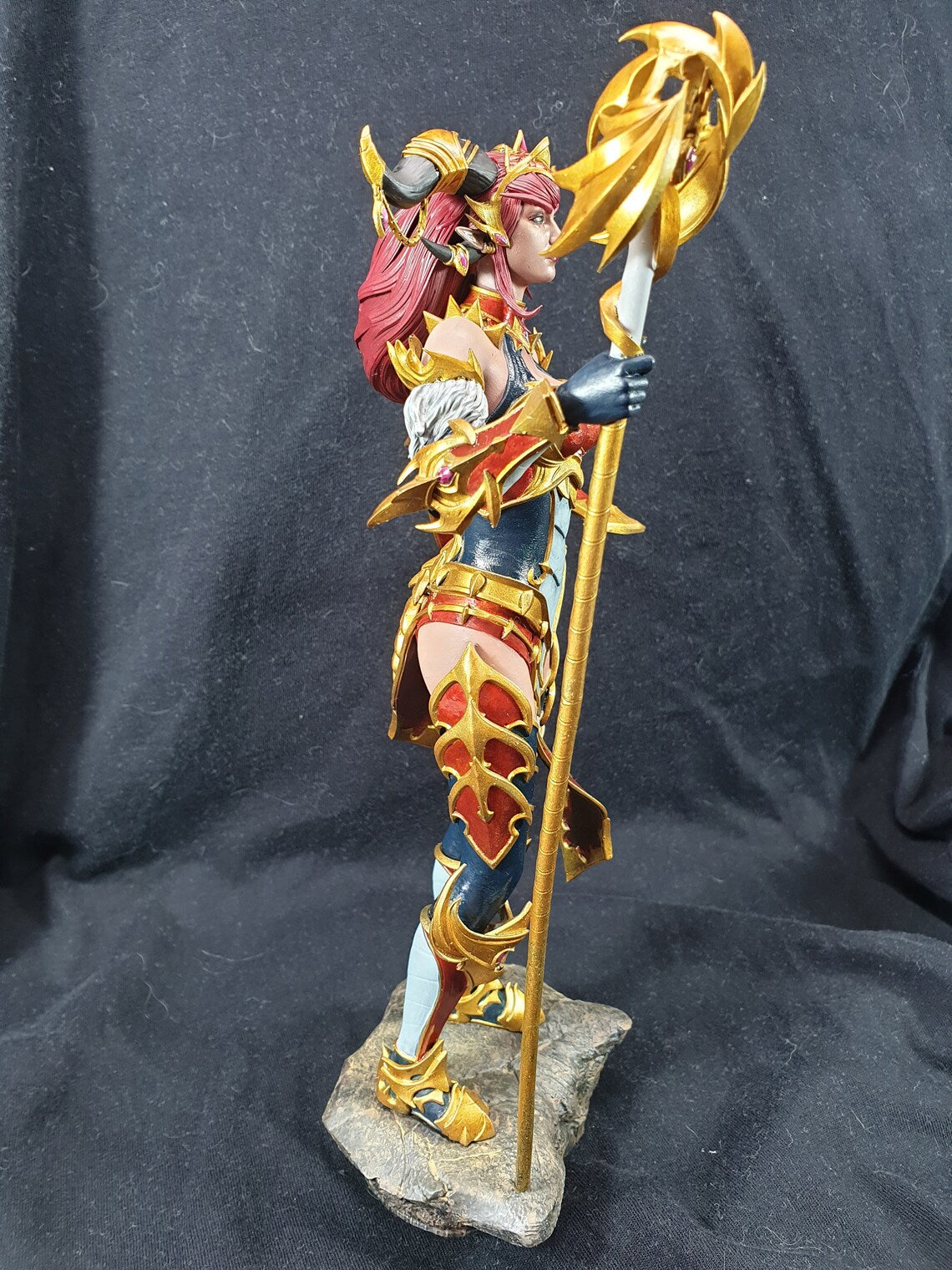World Of Warcraft Alexstrasza Figur WOW Drachenkönigin Objekt 25CM Groß