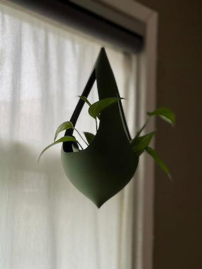 Grüner Kegel Hängepflanzentopf 8CM