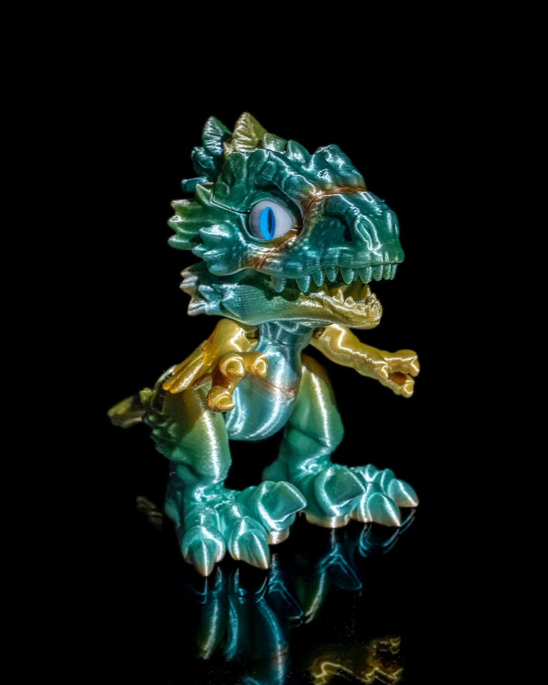 Pyrox Drachen bewegliche Spielfigur 10CM
