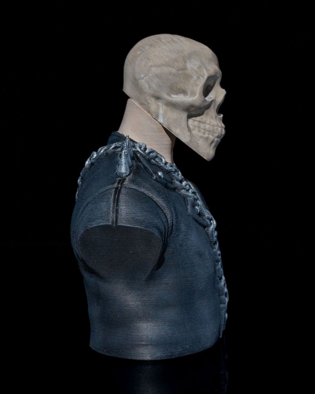 Halloween Totenkopf Bewegliche Tischdekorationsbüste 16CM