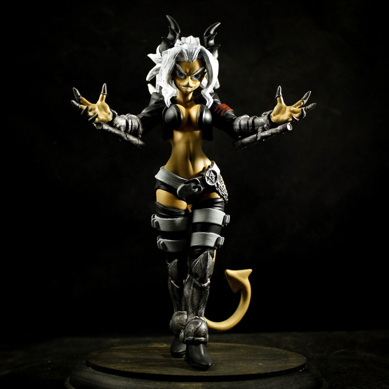 Helltaker Judgment Figur Anime Figur 25CM Groß
