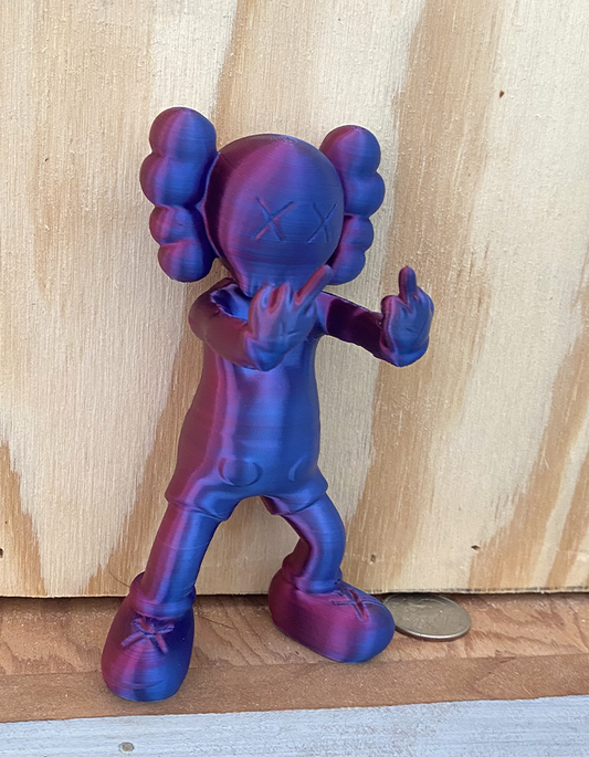 Kaws Orta Parmak Boyalı Figür Büyük Boy 20CM