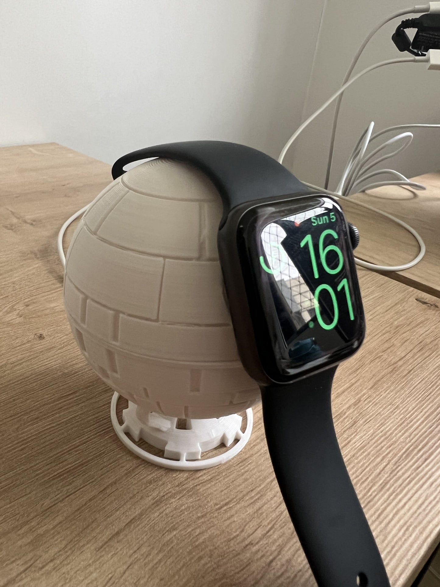 Star Wars Todesstern Apple Watch Ständer Star Wars Todesstern Apple Watc