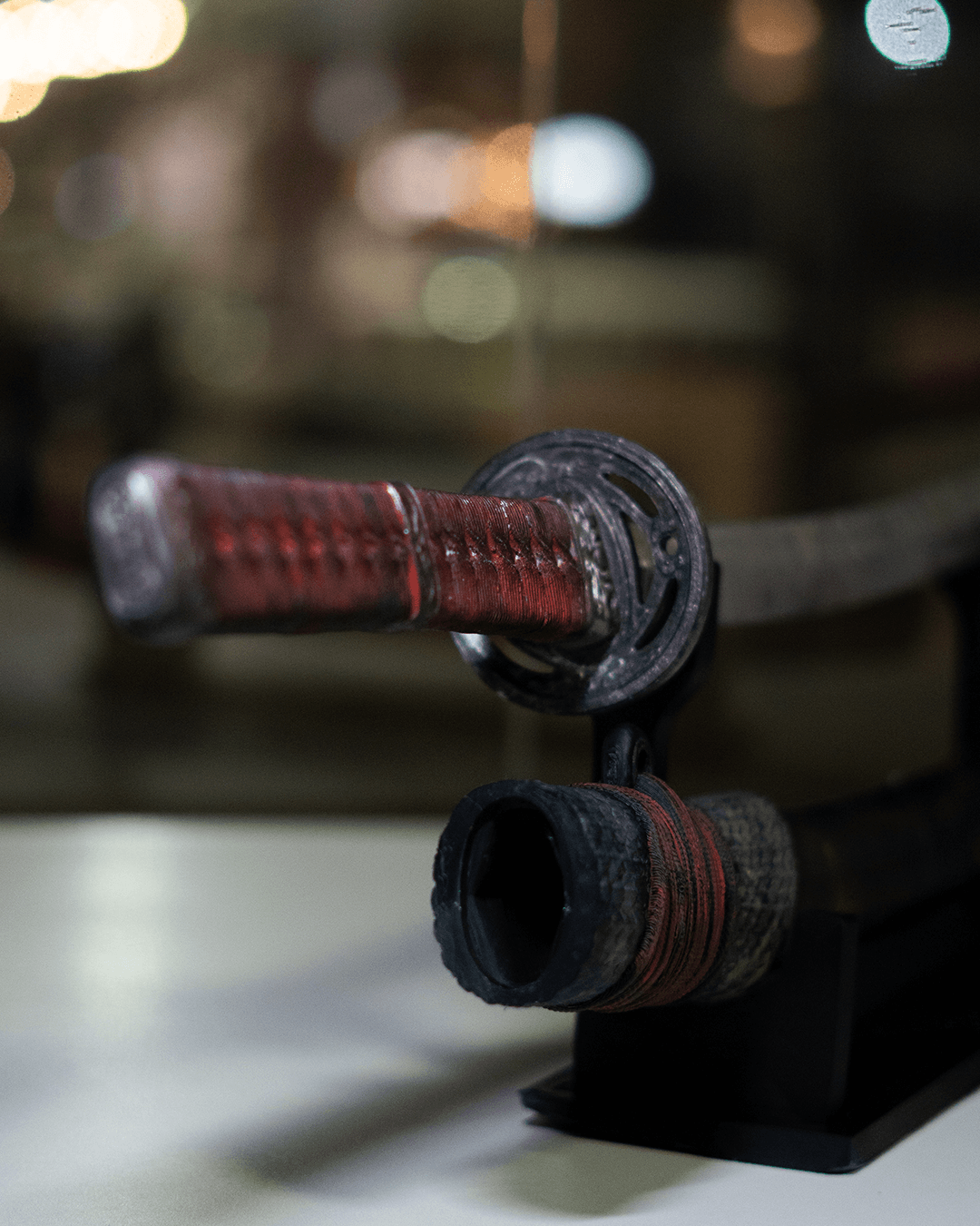 Japanisches Katana Spielzeugschwert Katana Samurai Schwertfigur mit Ständer