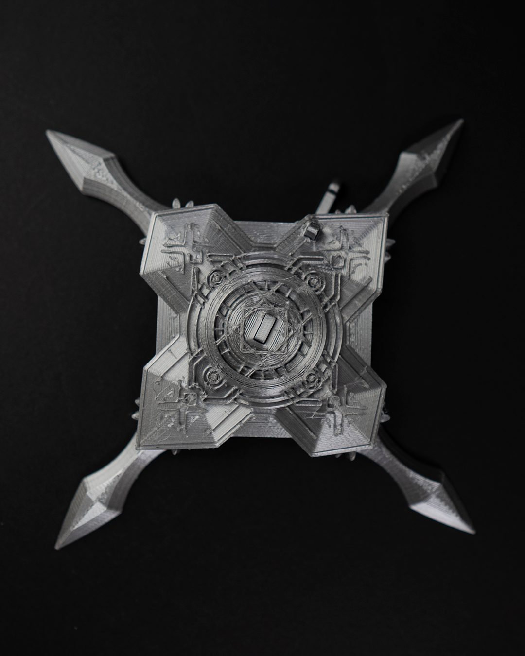 Ninja-Stern, aufklappbares Shuriken, Deko-Objekt