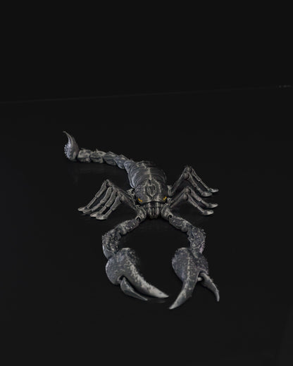 Imperator Skorpion Bewegliches Spielzeug Skorpion König Spielzeug Groß 24CM