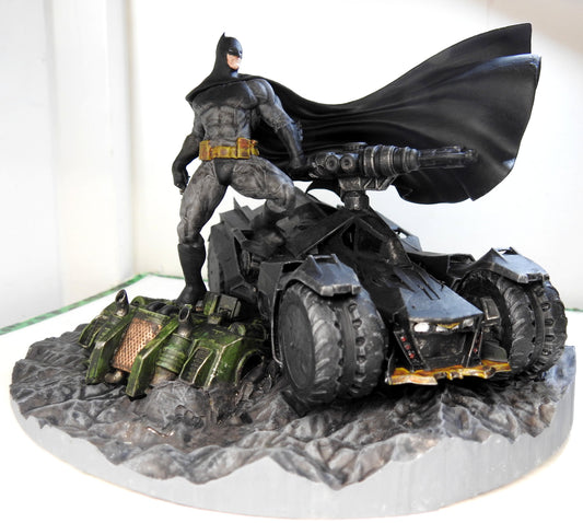 Batman ve Batmobile Obje Batman Batman Arabası Masaüstü Dekoratif Obje Büyük Boy