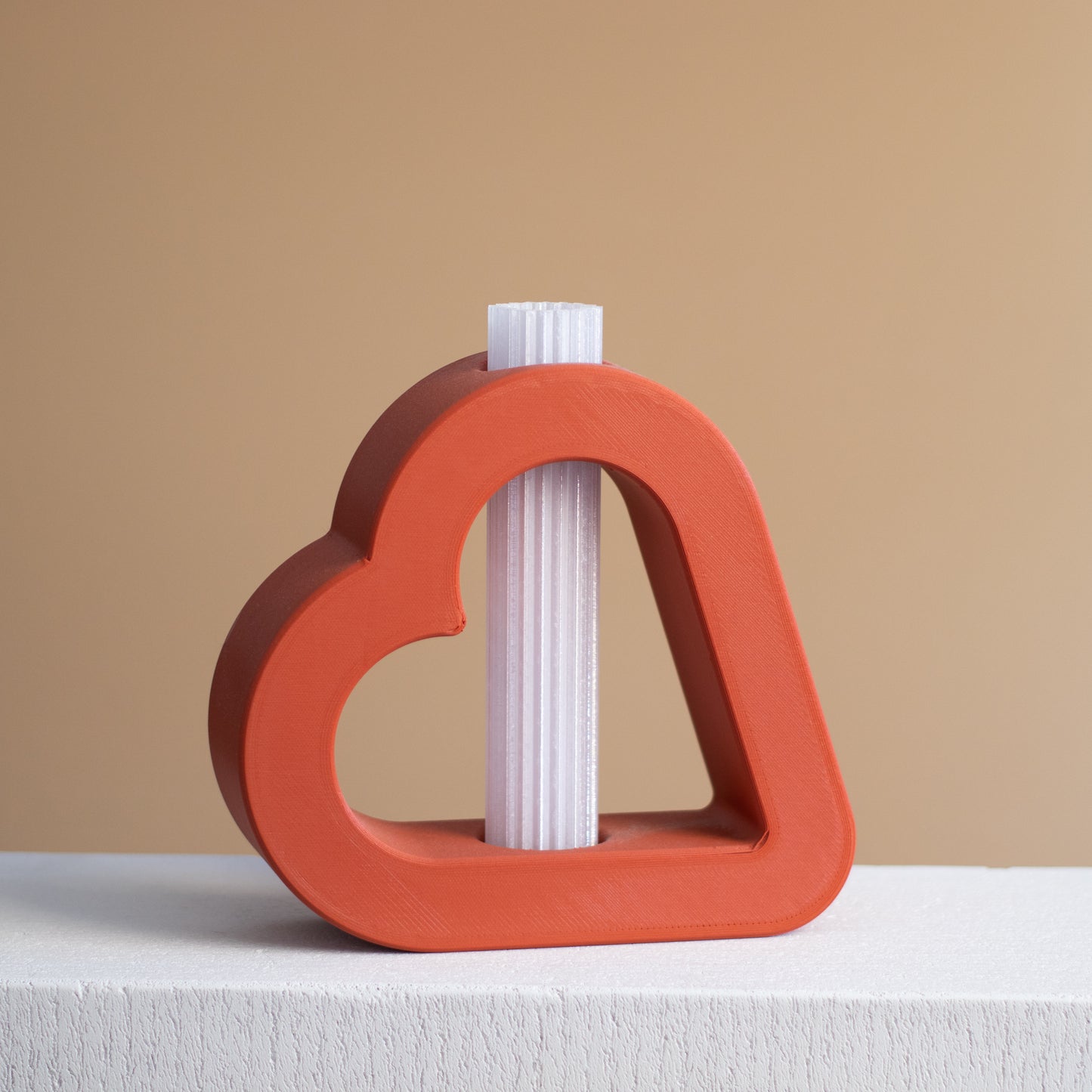 Skandinavische Vase mit Herz, Valentinstagsgeschenk Vase