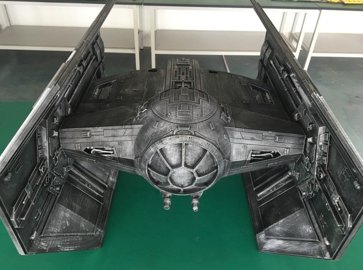 Star Wars Darth Vader TIE Fighter Kampfschiff 30 cm