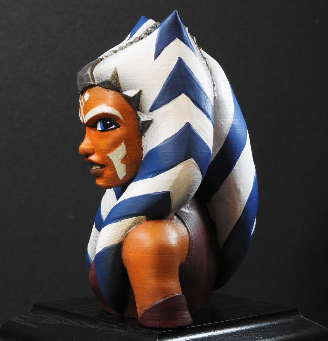 Ahsoka Tano Bemalte Büste 12 cm