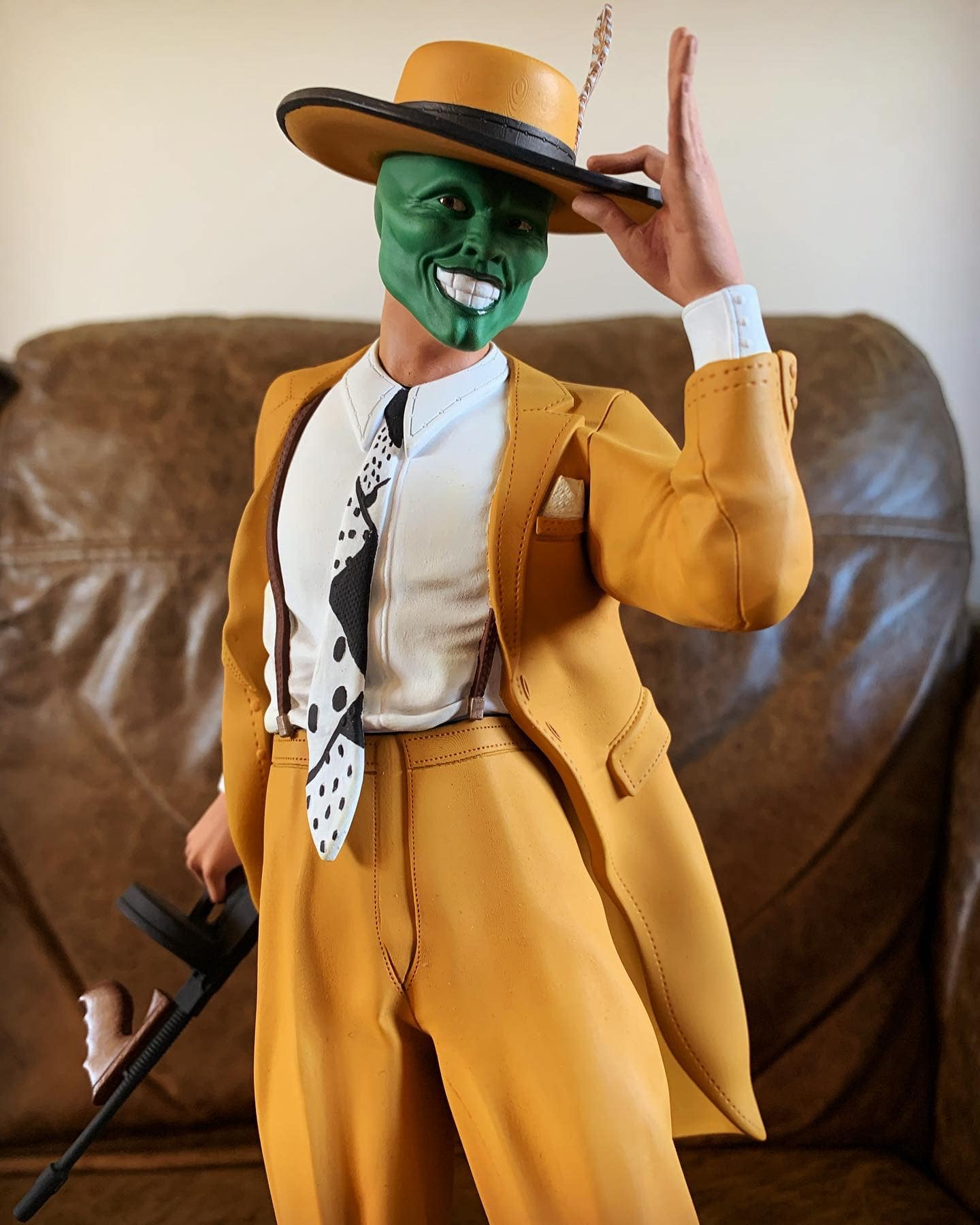The Mask Maske Jim Carrey auf Clash Bemalte Figur 30 CM (Groß)