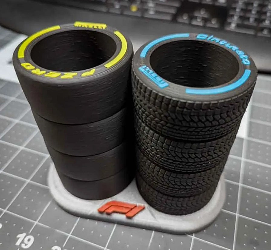 Formel 1 Reifen Federmäppchen Stiftehalter