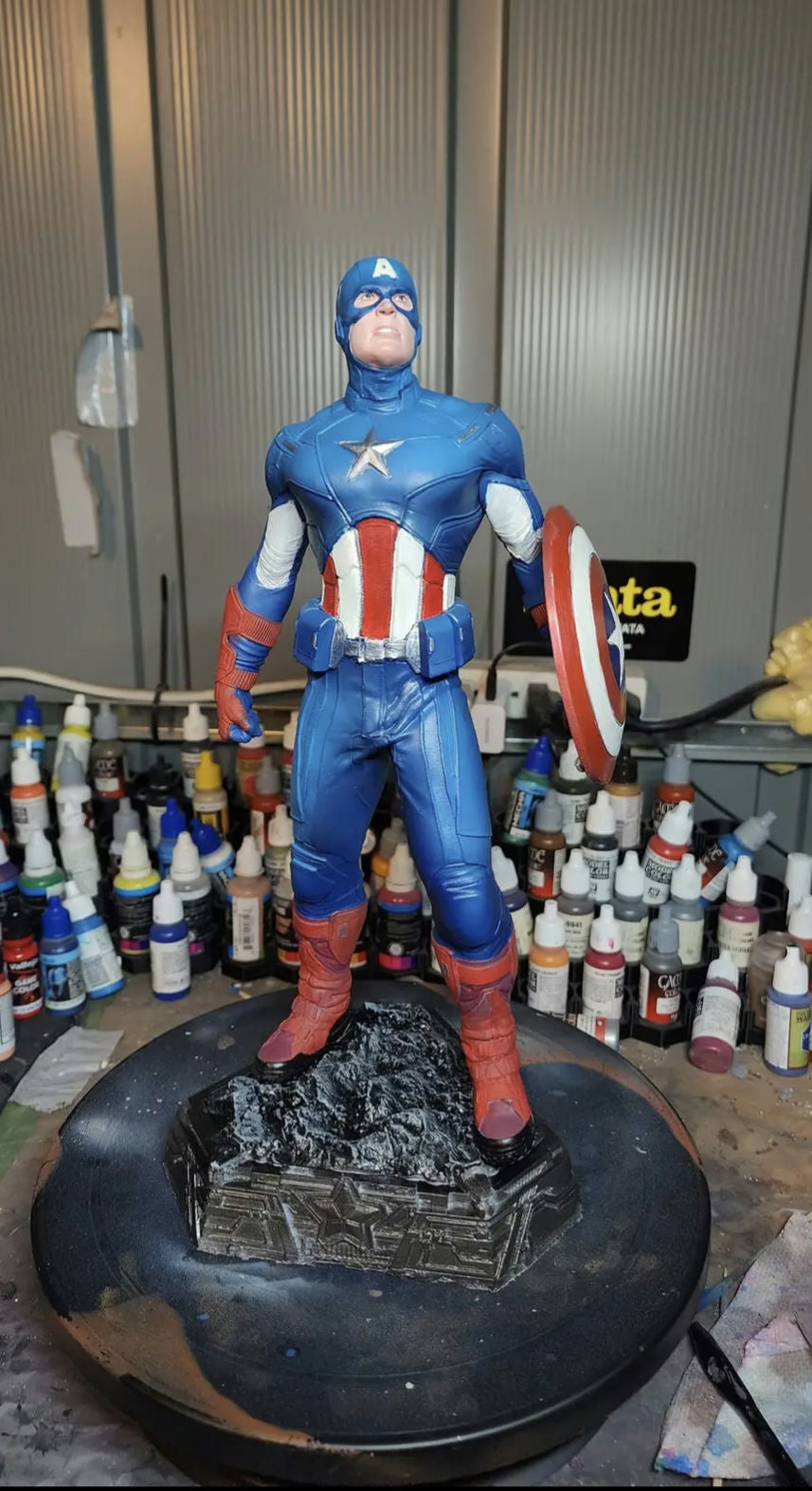 Captain America Großer Krieg Bemalte Figur 25 CM