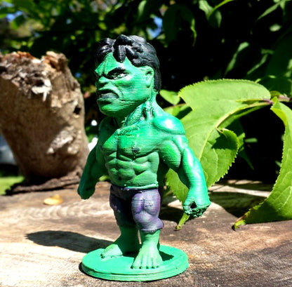 Cartoon Hulk Bemalte Figur 15 cm