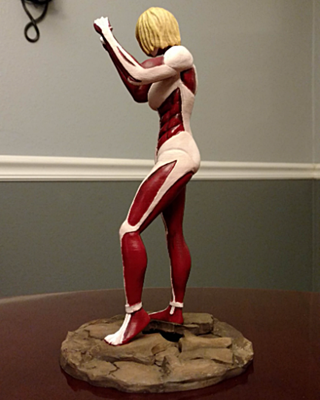 Attack On Titan Weiblicher Titan Bemalte Figur 25 cm