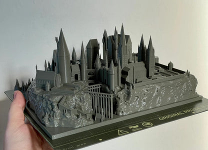 Hogwarts Schule für Hexerei und Zauberei Harry Potter Modellfigur (Große Ausführung)