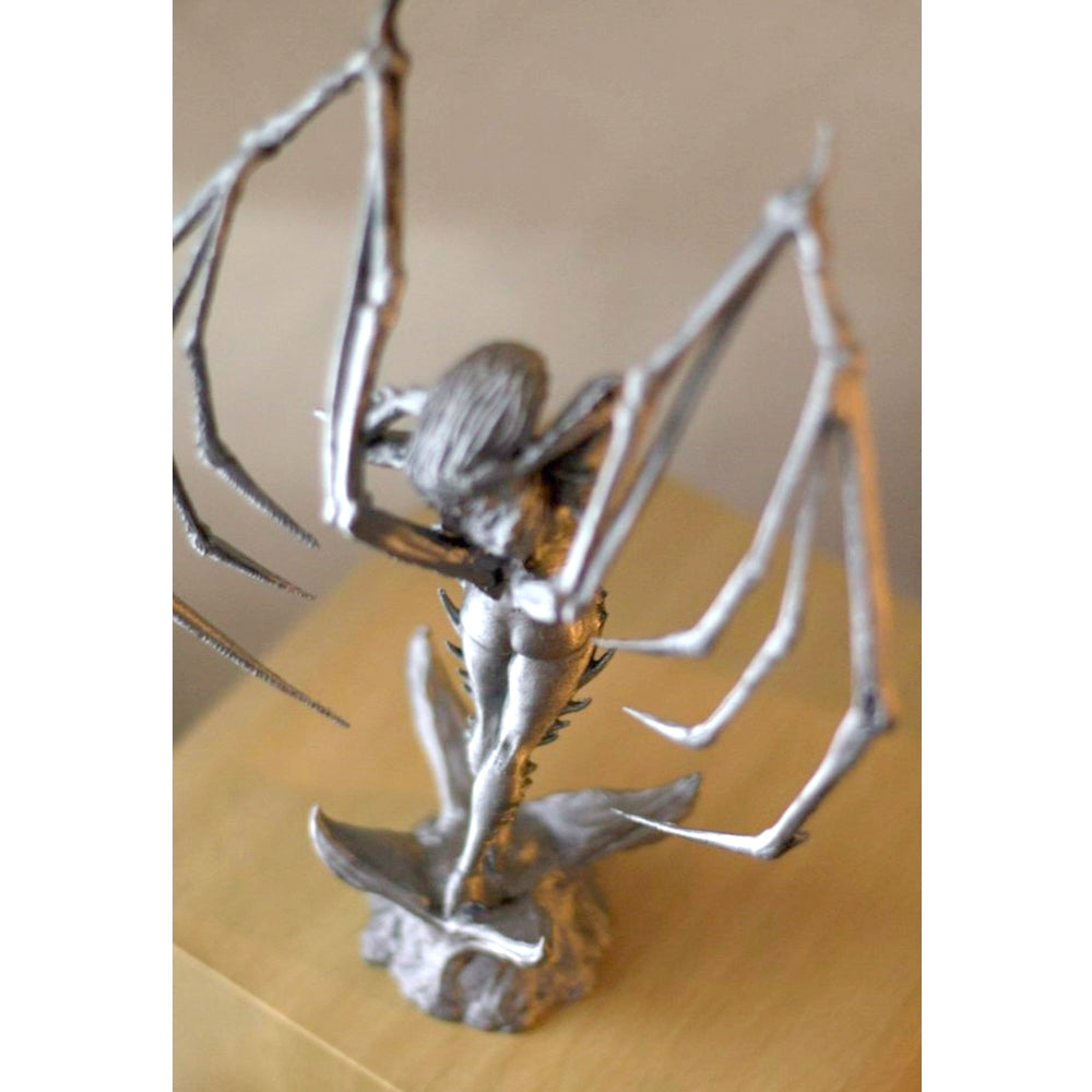 Kerrigan Königin der Klingen Starcraft Riesenfigur