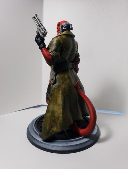 Hellboy Marvel Bemalte Figur 26 cm (Riesengröße)