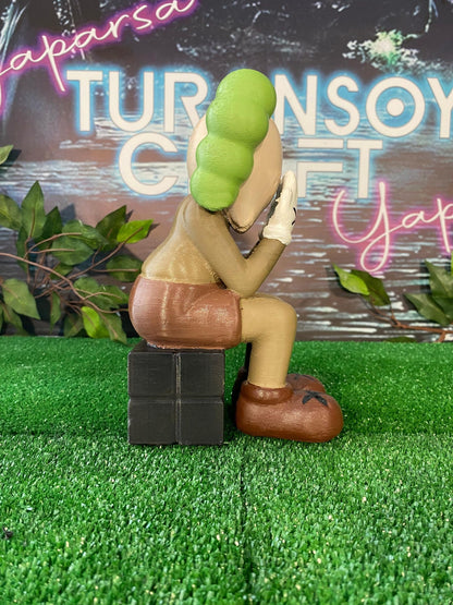 Kaws Crying On Seat Bemalte Figur 20 Cm Hoch