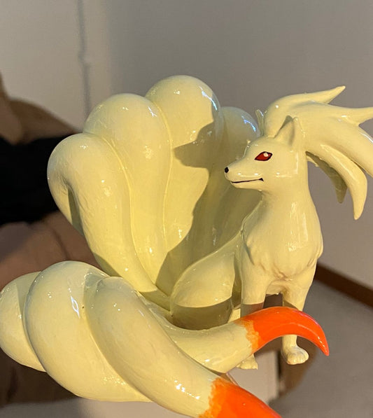 Pokemon Figür Ninetales Dokuzkuyruk 15 cm