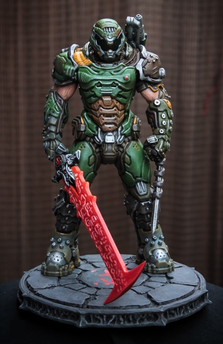 Doom Guy Eternal Bemalte Figur 26 cm (Riesengröße)