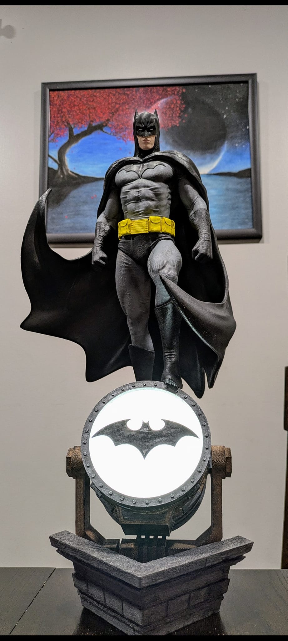 Batman Fledermaus-Signal Bemalte Figur 30CM MEGA Größe
