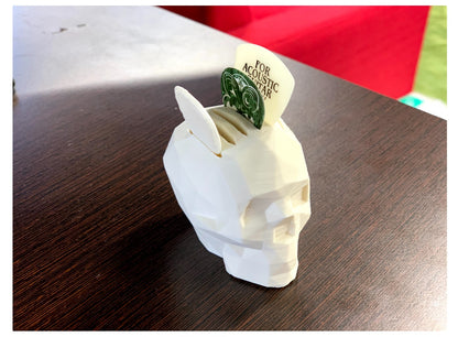 Tödlicher Totenkopf Weiß