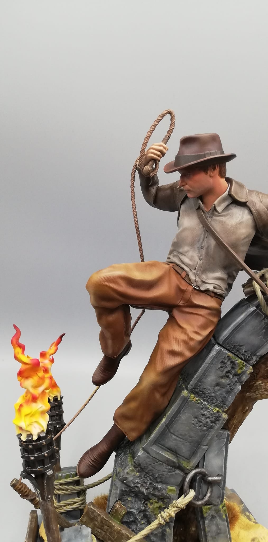 Indiana Jones Abenteuerfigur 25 cm