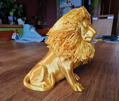 Mähnenlöwe ultrarealistische Figur