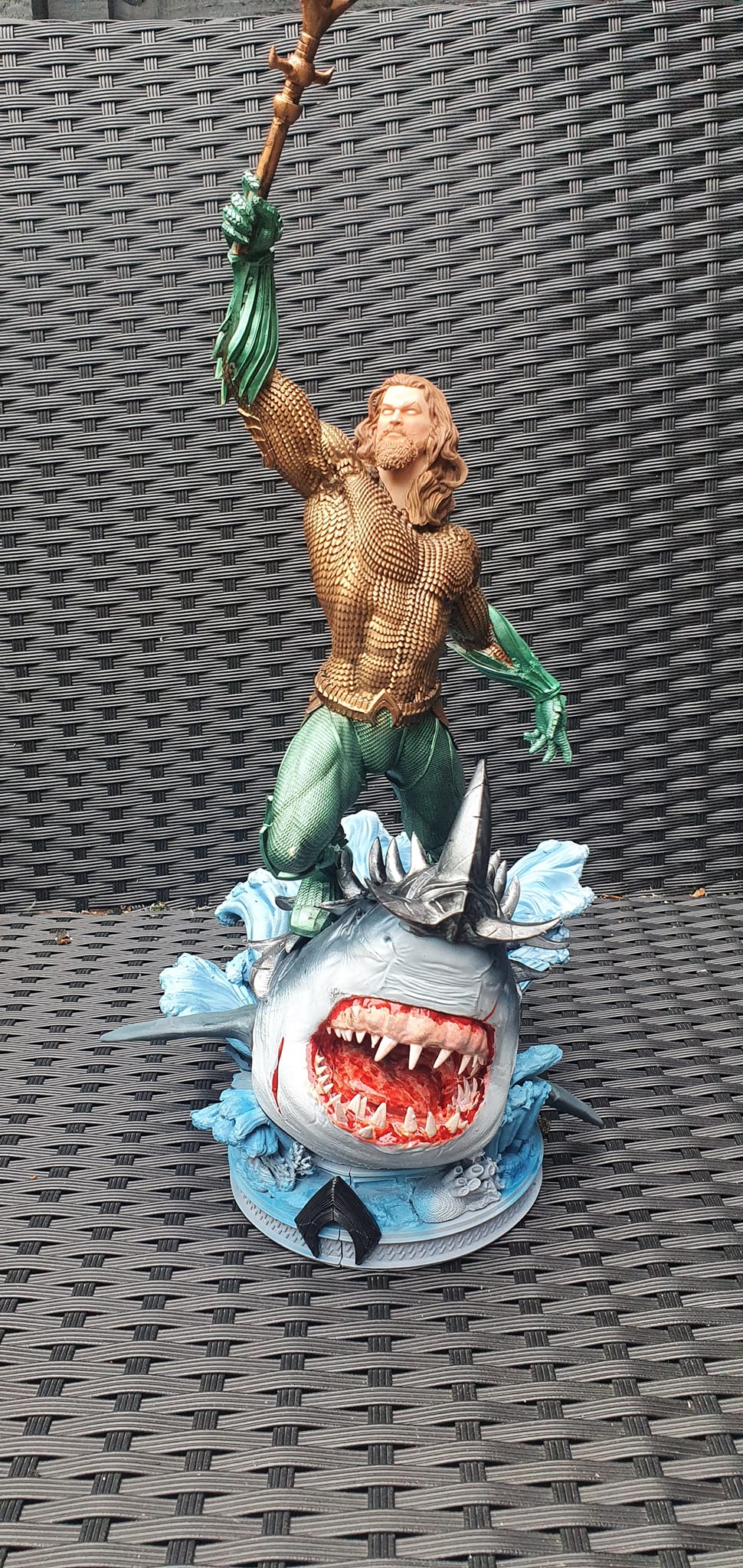 Aquaman Herrscher von Atlantis Bemalte Figur 35 CM (Mega Größe