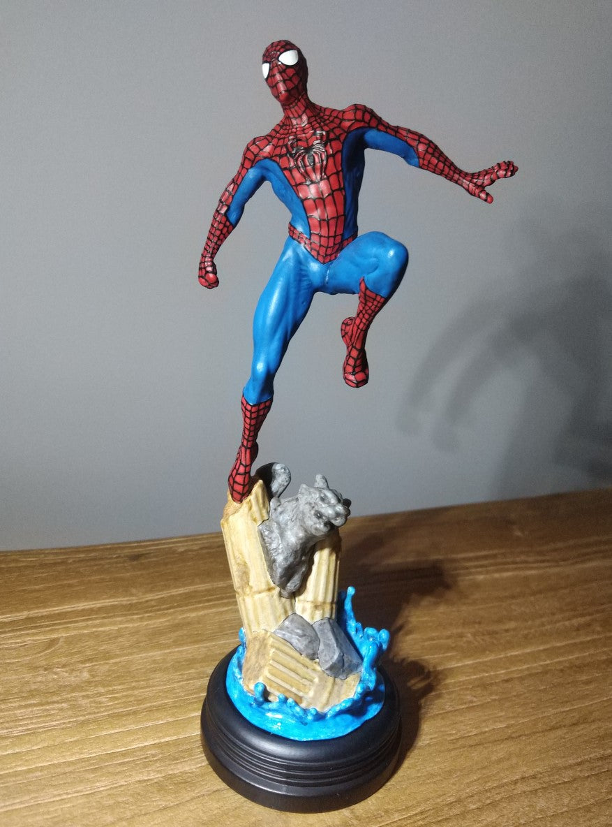 Spiderman Bemalte Figur 20 Cm (Groß)