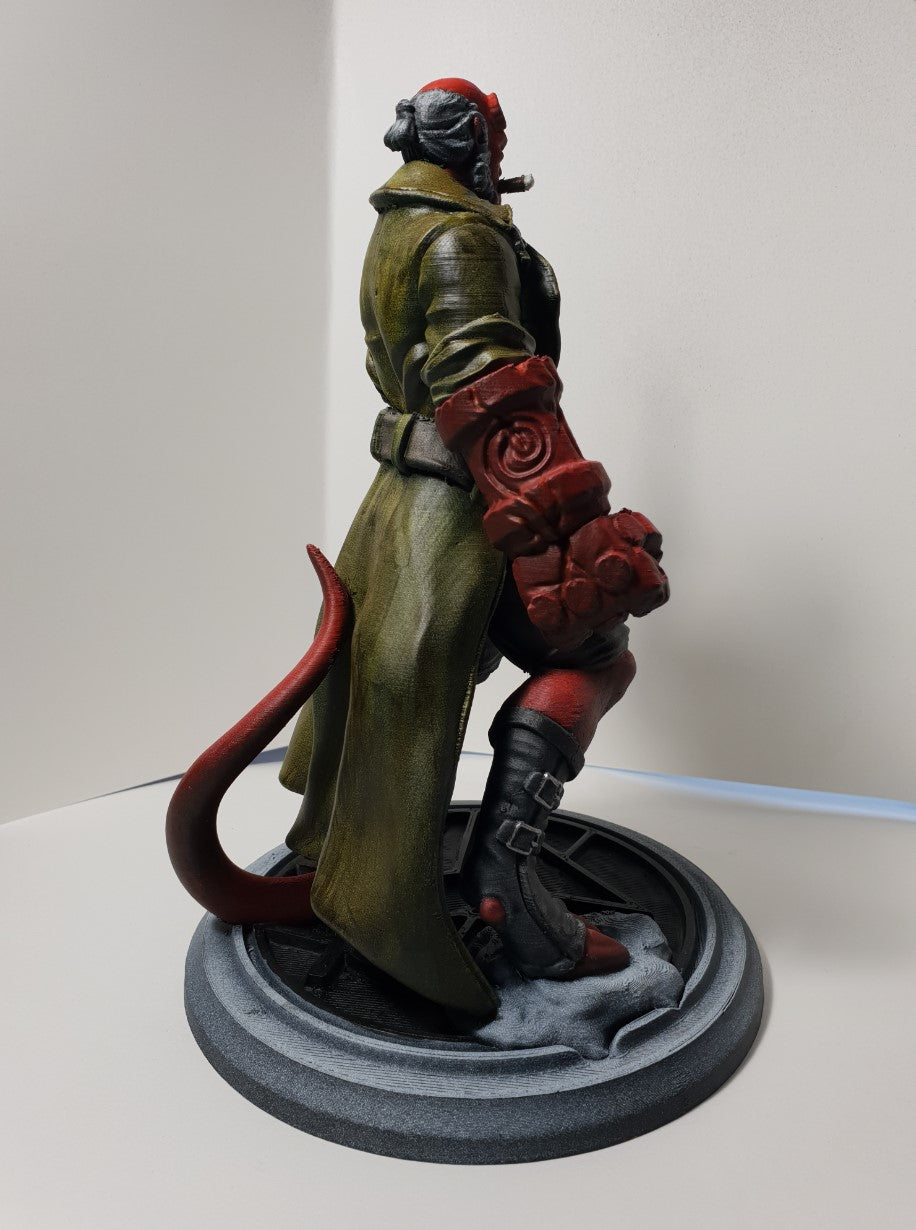 Hellboy Marvel Bemalte Figur 26 cm (Riesengröße)