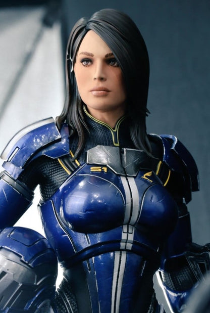 Mass Effect Ashley Bemalte Figur 25 cm Großformat