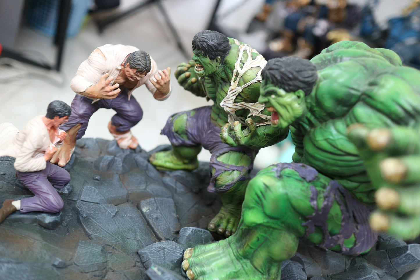 Hulk Verwandlung Figur 25 cm (riesige Größe)