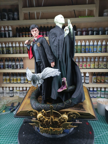 Harry Potter und Voldemort Kampf Bemalte Figur 25 cm