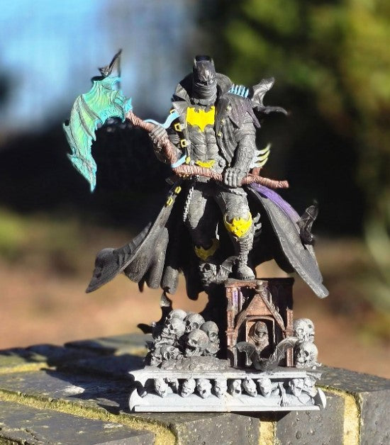 Batman Dark Knight Letzte Assassine Figur 25 cm Groß