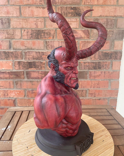 Hellboy Marvel Büste Bemalte Figur 15 cm