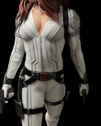 Black Widow Natasha Scarlett Johansson Bemalte Figur 40 Cm (Giga Boy)