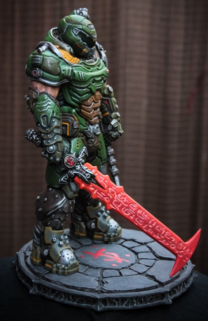 Doom Guy Eternal Bemalte Figur 26 cm (Riesengröße)
