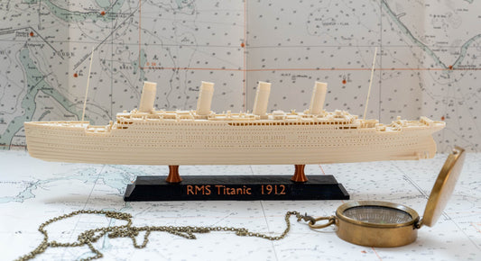 Titanic Standlı Biblo 26 Cm (Büyük Boy)