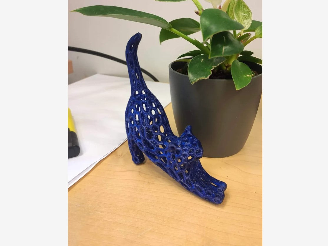 Dekorative Voronoi-Katzenfigur