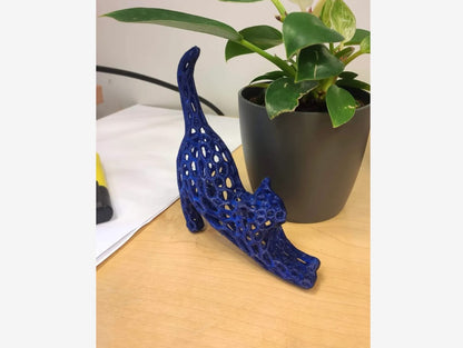 Dekorative Voronoi-Katzenfigur
