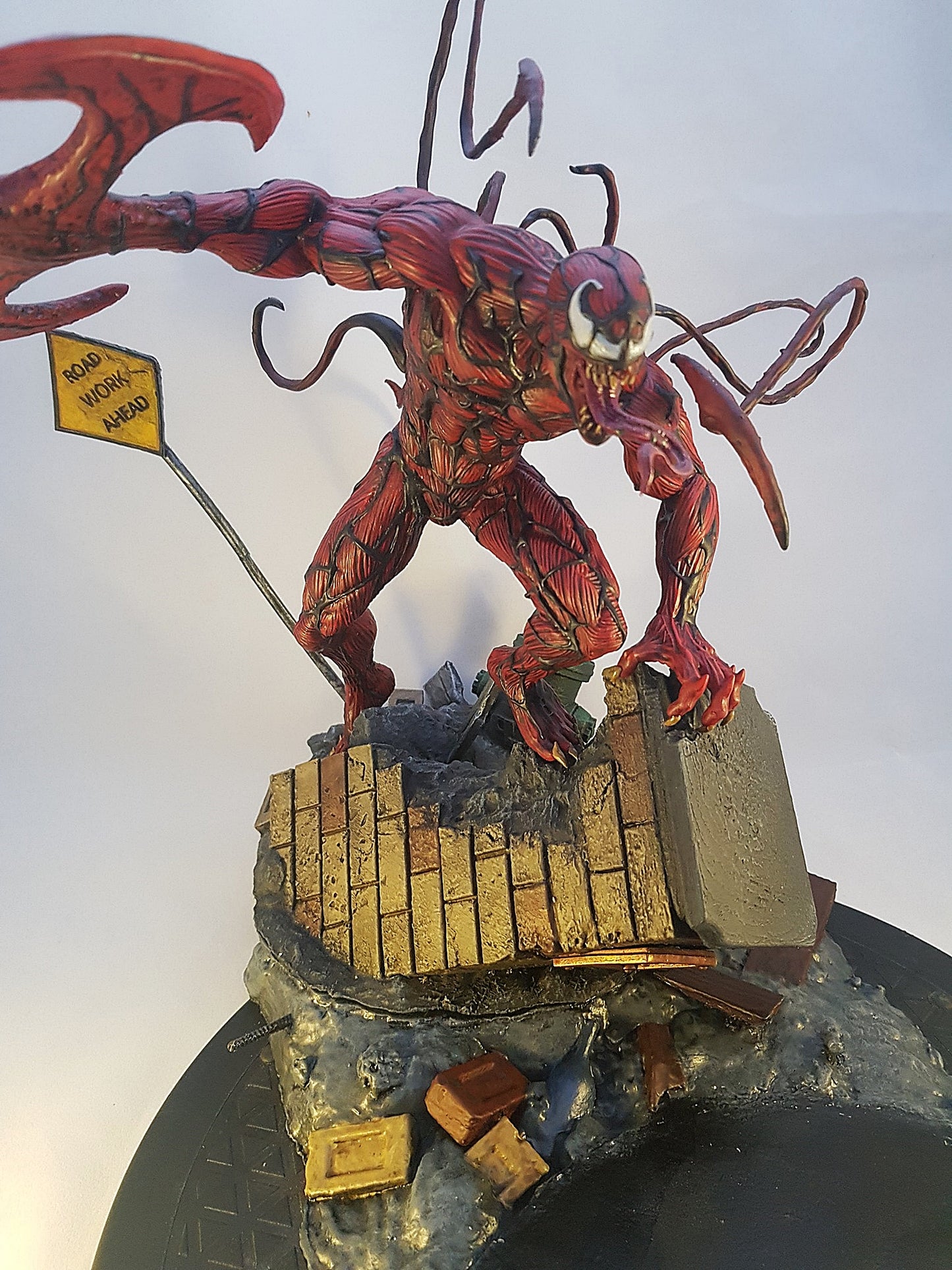 Carnage Große Zerstörung Bemalte Figur 25 cm (Große Ausführung)
