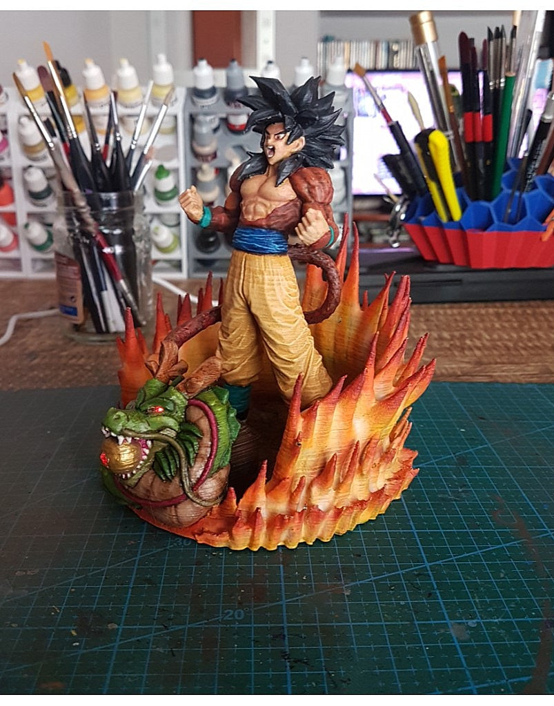 Dragon Ball GT Goku SSJ4 Bemalte Figur 20 cm