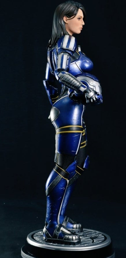 Mass Effect Ashley Bemalte Figur 25 cm Großformat