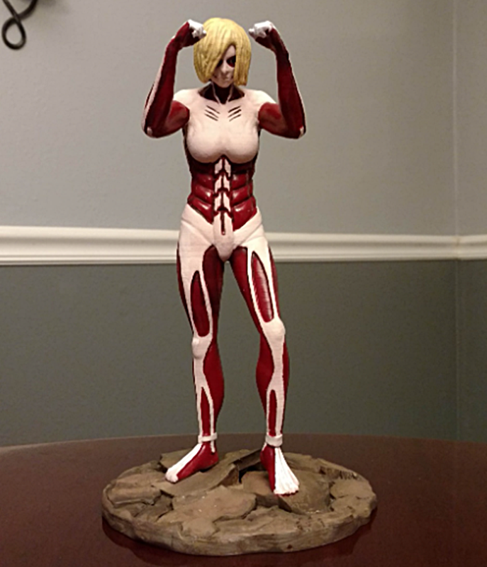 Attack On Titan Weiblicher Titan Bemalte Figur 25 cm