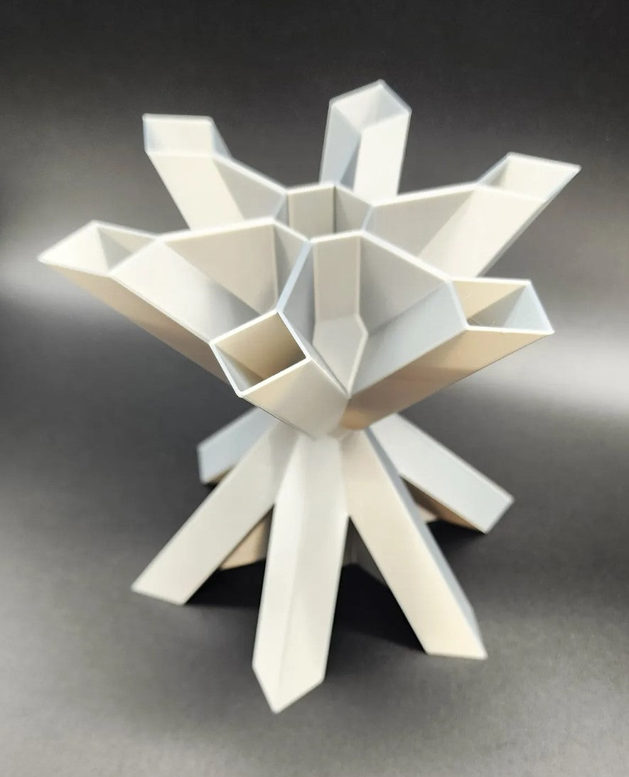 Schneeflocke Einzigartige dekorative moderne Vase (Kunststoff, 18 cm Höhe)