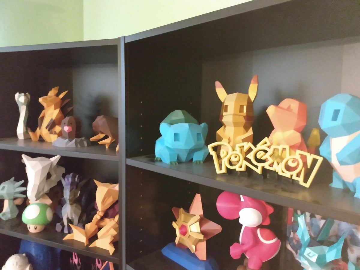 Pokemon Logo Ständer 20 cm