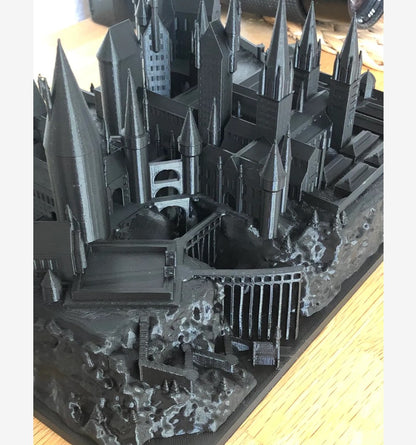 Hogwarts Schule für Hexerei und Zauberei Harry Potter Modellfigur (Große Ausführung)