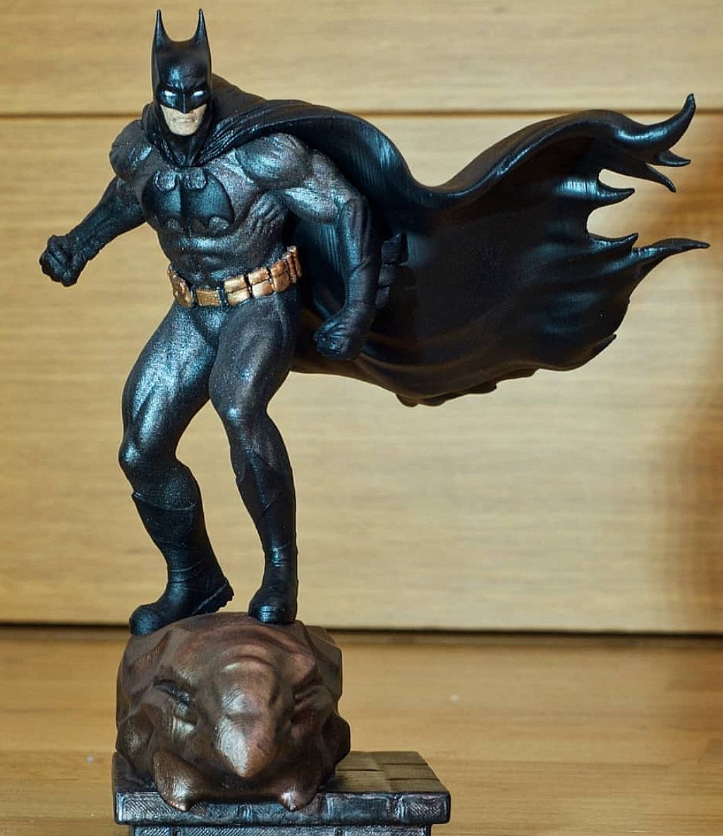 Batman Dark Knight Bemalte Figur 26 cm (Riesengröße)